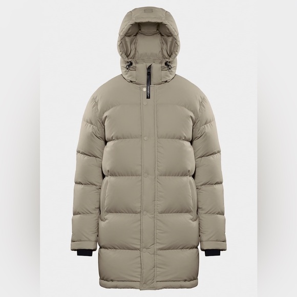 Aritzia Jackets & Blazers - The Super Puff™ Mid - cliMATTE